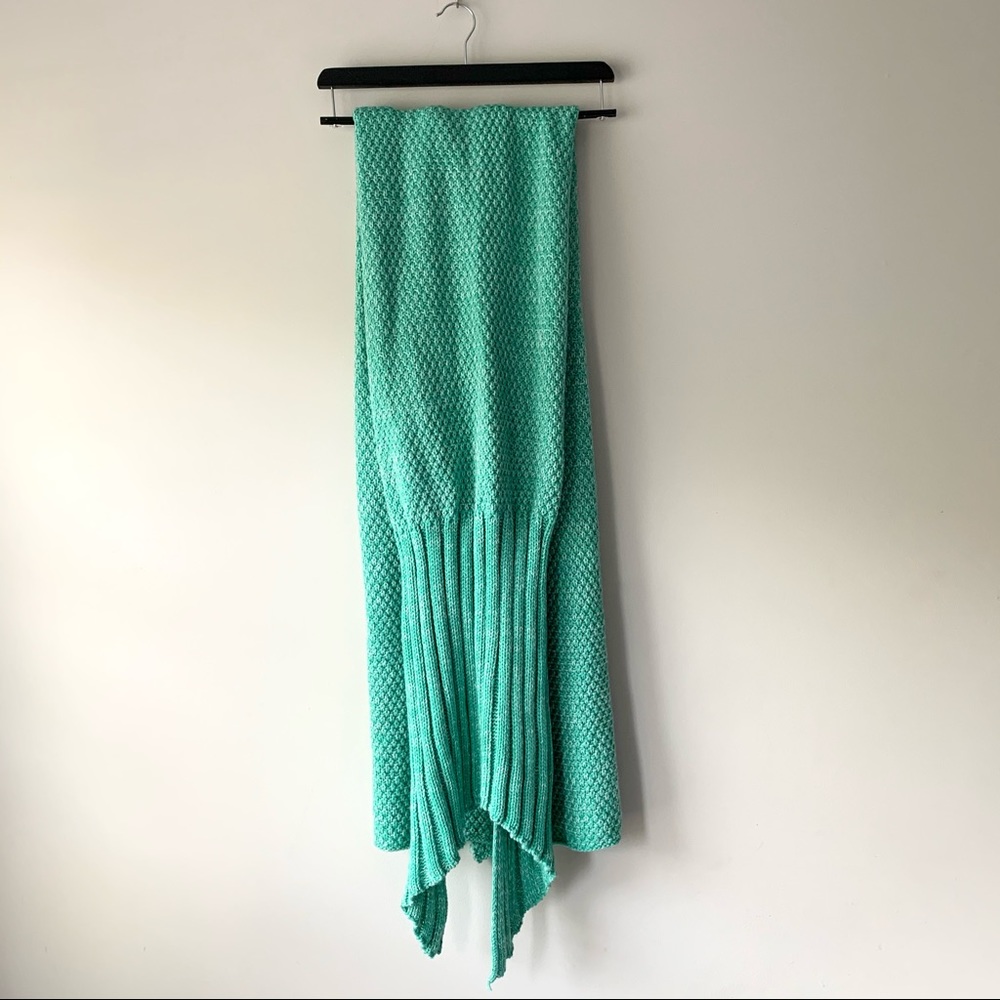 Mermaid Tail Throw Blanket